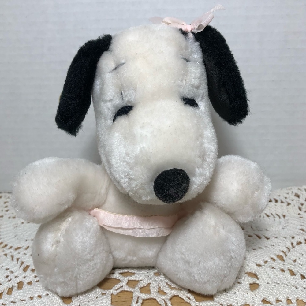 Vintage Peanuts Snoopy’s Sister Belle Puppy Dog Stuffed Animal Plush 6” Soft Toy